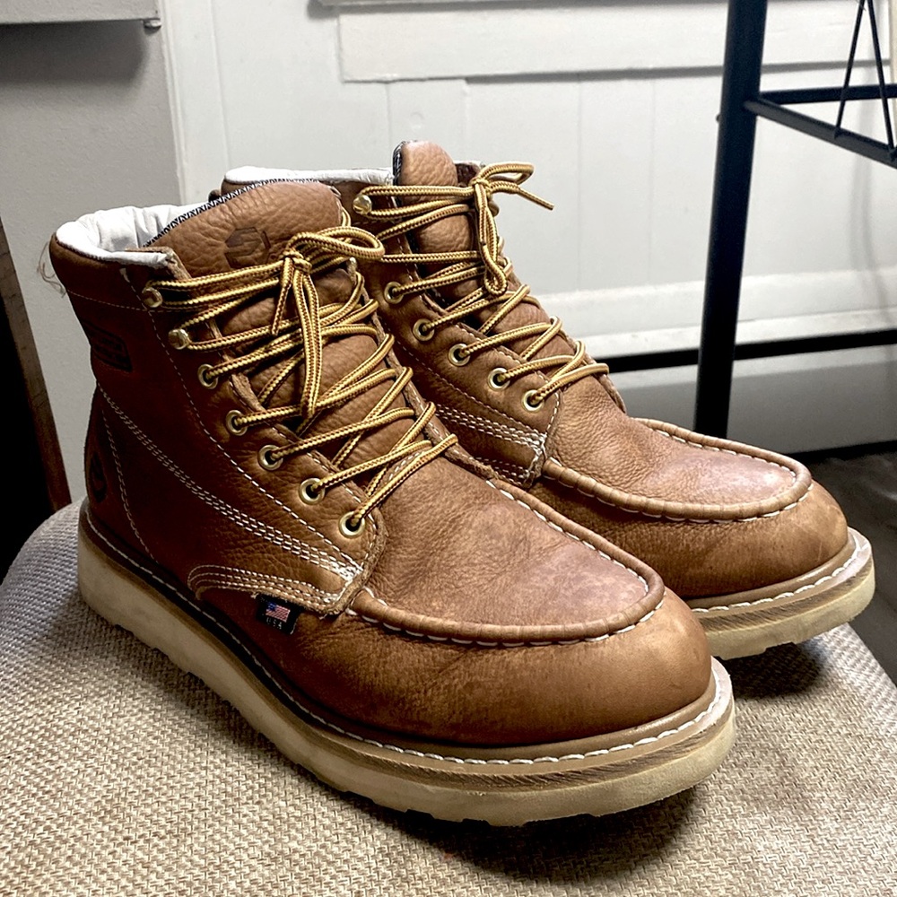 tobacco brown Moc Toe SureWay boots. Size 10 1/2 fully waterproof